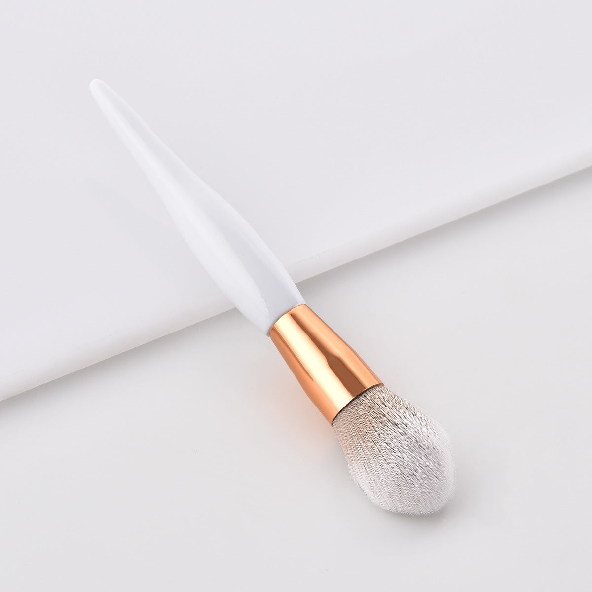 High-gloss wooden handle Blush Brush from What Makeup Brush set