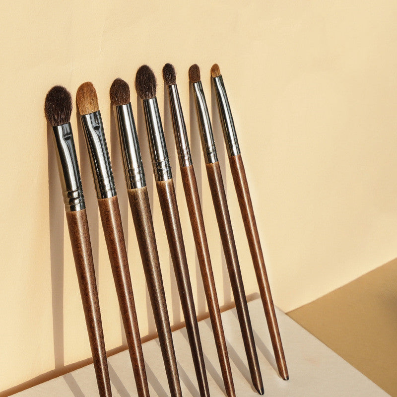 Handcrafted Solid Wood Handle Wool Makeup Brushes – Artistry in Every Sweep