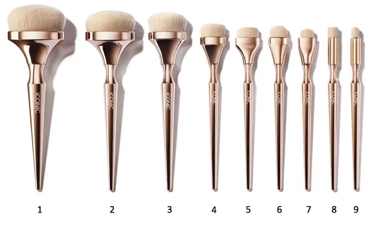 Rose gold handle of Iconic HD Blend Brush.