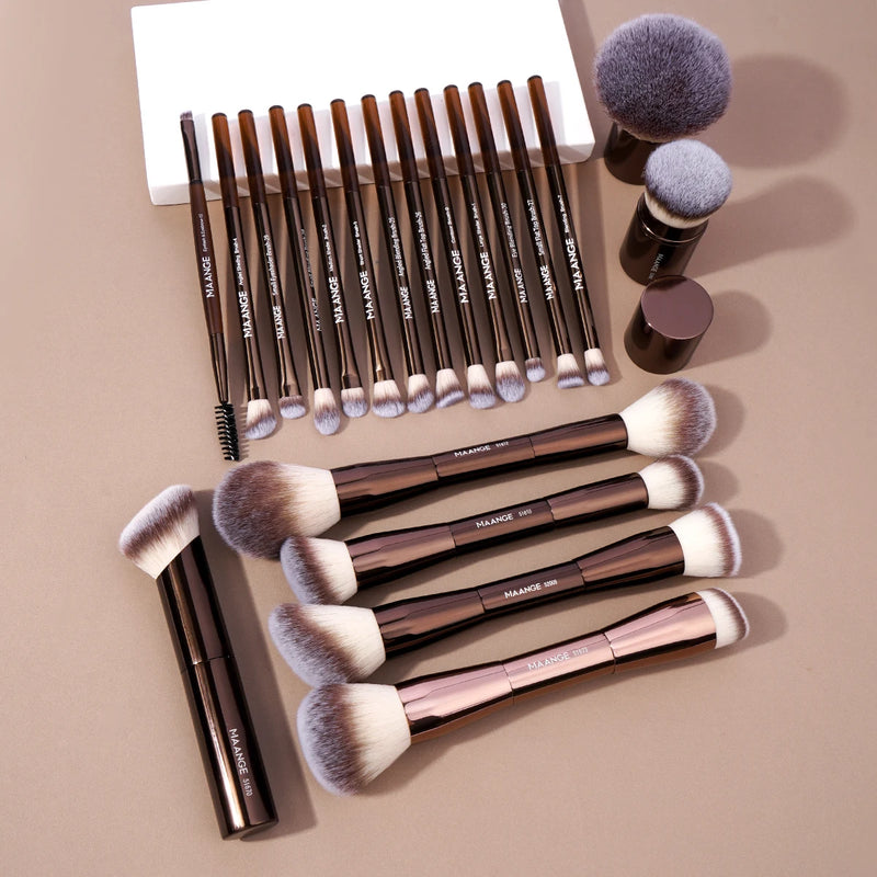 MAANGE 20-Piece Pro Makeup Brush Set | Travel Case