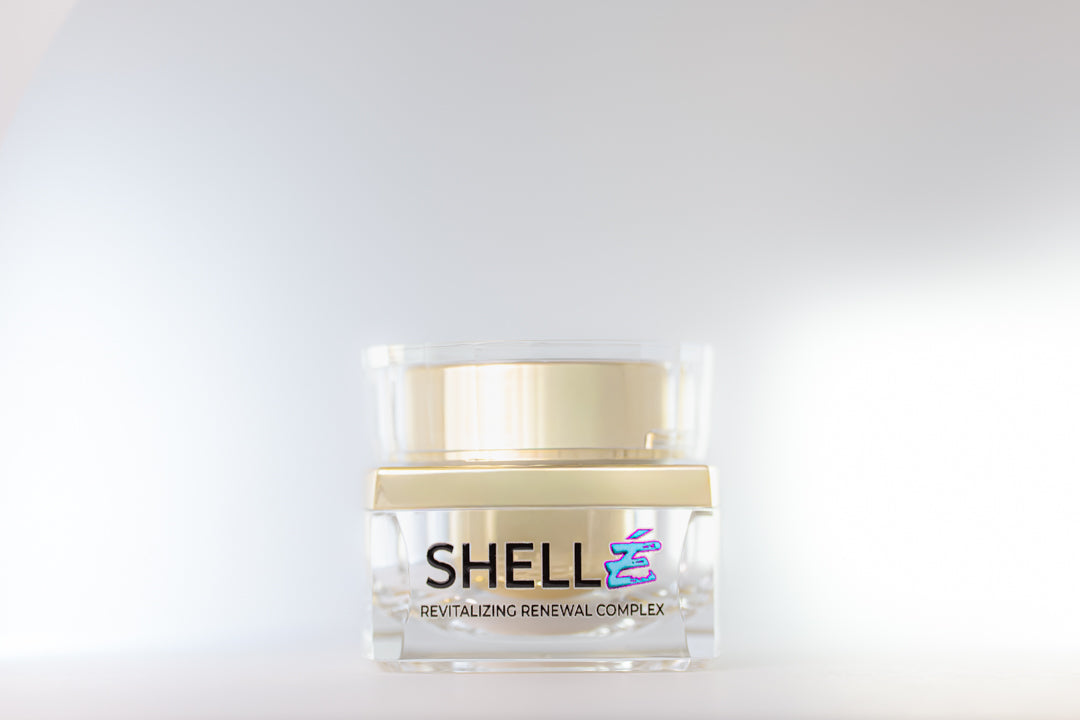 Jar of SHELLÉ Revitalizing Renewal Complex on a white background